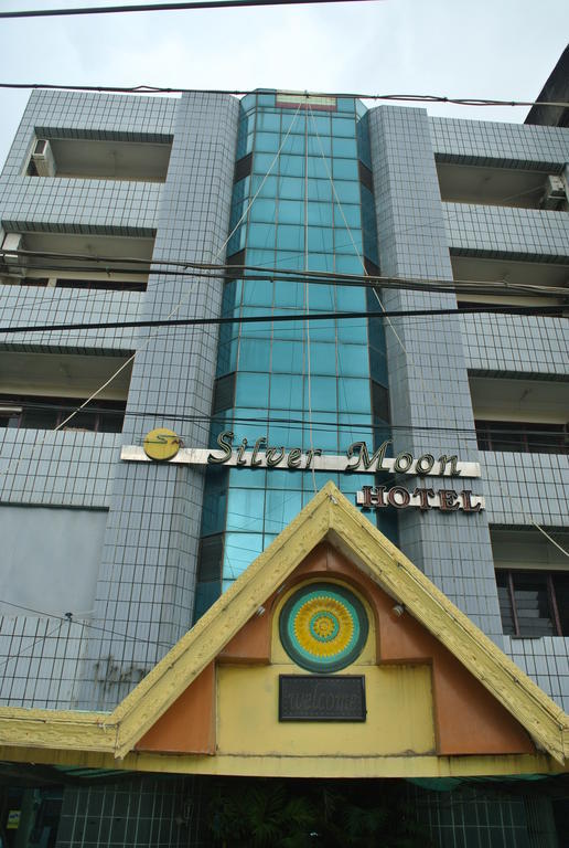 Silver Moon Hotel Yangon Extérieur photo